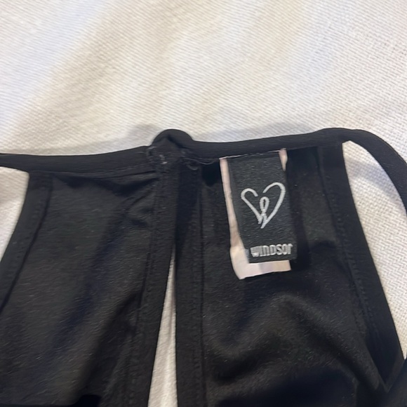 Adorable romper blk/red - Picture 5 of 6